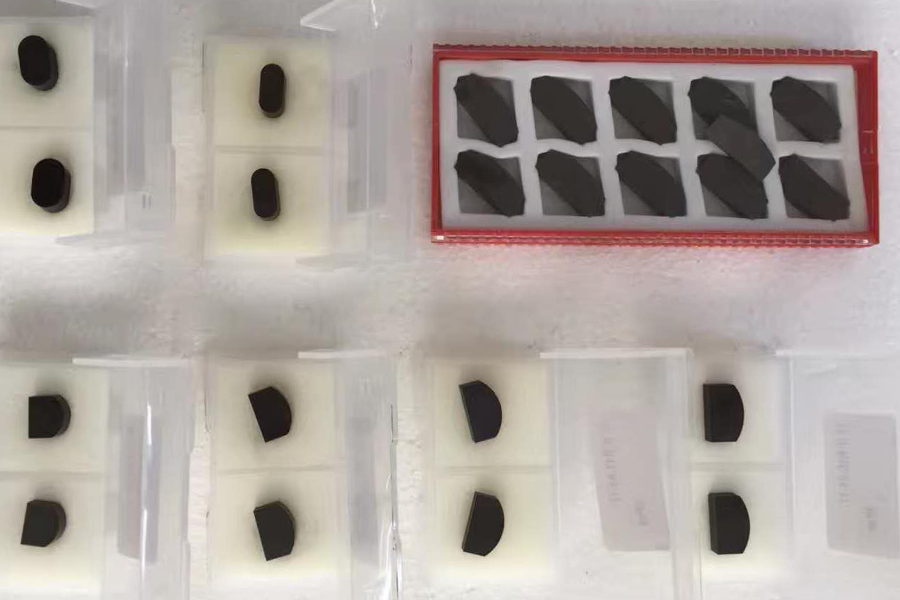 Páirteanna spártha deil